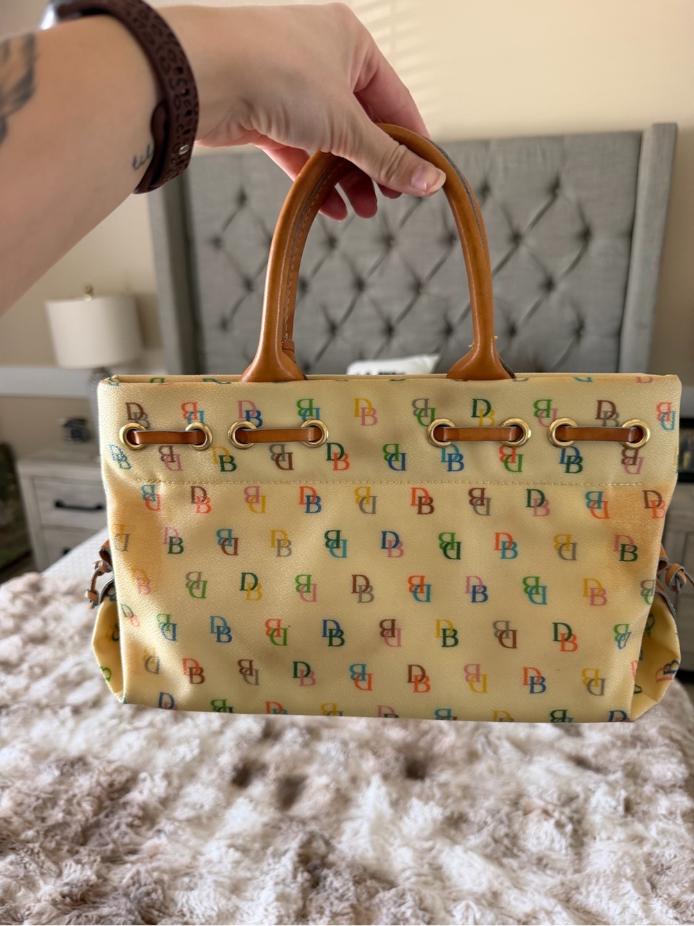 Dooney & Bourke Cream Multicolor Logo-Print Tote with Tan Trim - Picture 4 of 11